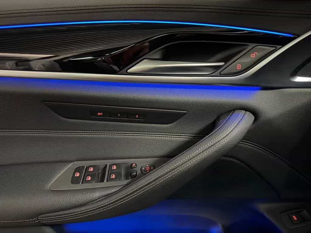 BMW 520 d Touring Luxury LED/HeadUP/ACC/PANO/R.Kamera 02/2018-photo-16
