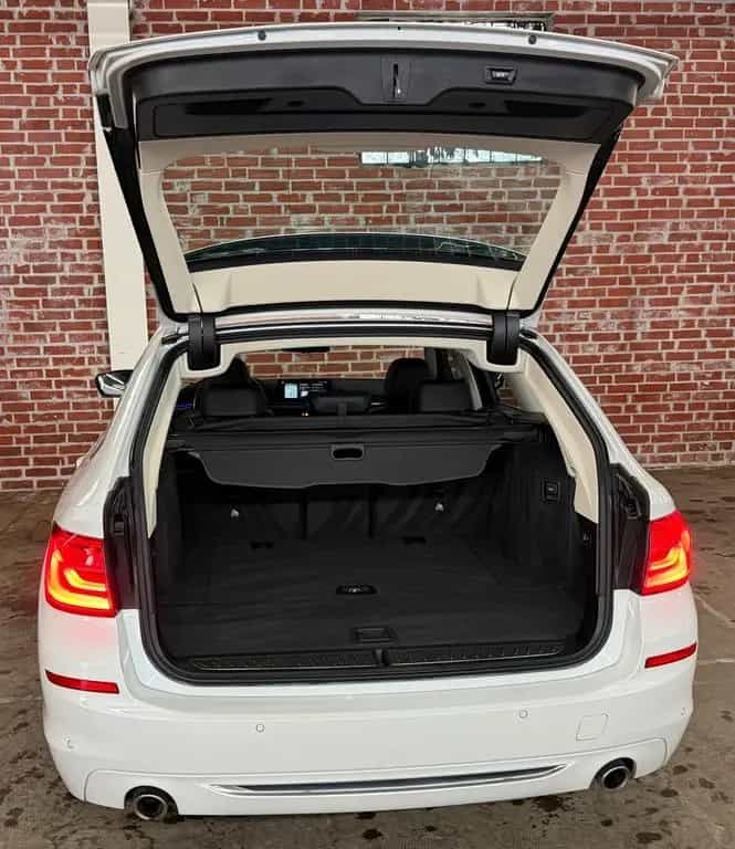 BMW 520 d Touring Luxury LED/HeadUP/ACC/PANO/R.Kamera 02/2018-photo-3