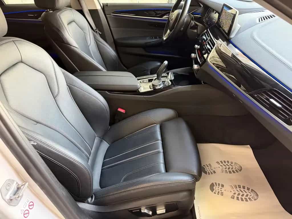 BMW 520 d Touring Luxury LED/HeadUP/ACC/PANO/R.Kamera 02/2018-photo-5