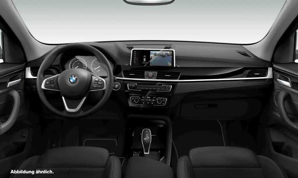 BMW X1 xDrive20i Sport Line Rückfahrkamera Parkassis 01/2020-photo-3