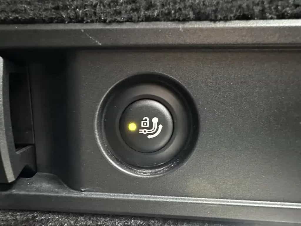 BMW 330 i Touring Sport-Line NAV+LED+SHZ+HiFi+AHK+VC 03/2020-photo-8