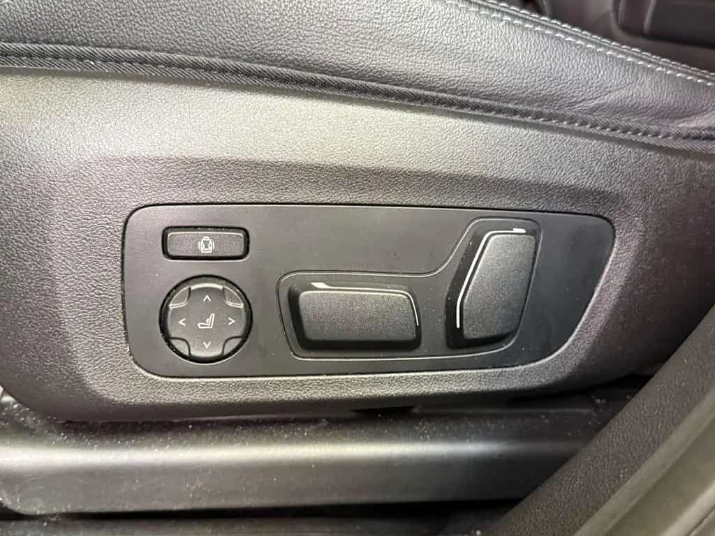 ALPINA XD3 XD3 3.0 d BiTurbo Allrad Switch-Tronic| FULL 07/2024-photo-17