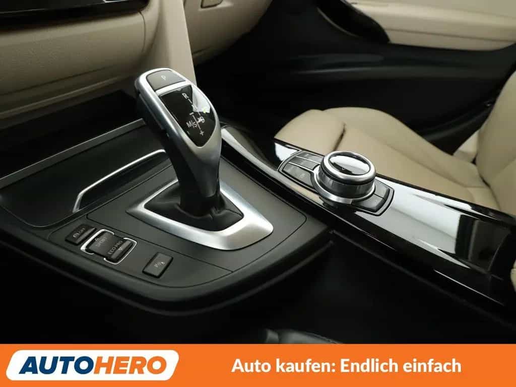 BMW 340 3er 340i xDrive Sport Line 09/2017-photo-23