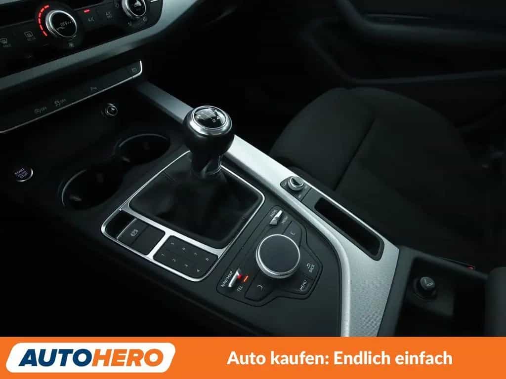 Audi A4 1.4 TFSI ACT Sport*NAVI*XENON*TEMPO*PDC* 03/2017-photo-24