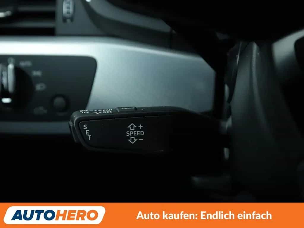 Audi A4 1.4 TFSI ACT Sport*NAVI*XENON*TEMPO*PDC* 03/2017-photo-27