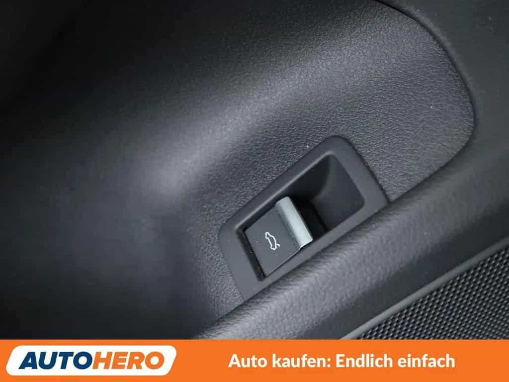Audi A4 1.4 TFSI ACT Sport*NAVI*XENON*TEMPO*PDC* 03/2017-photo-28