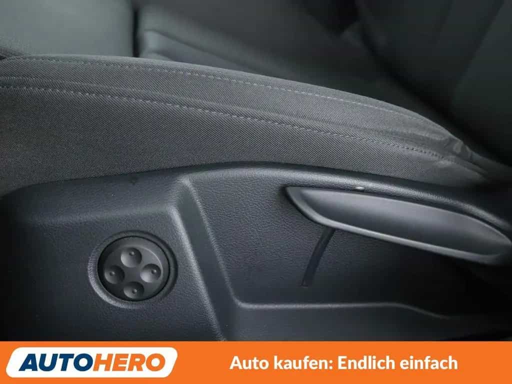 Audi A4 1.4 TFSI ACT Sport*NAVI*XENON*TEMPO*PDC* 03/2017-photo-29