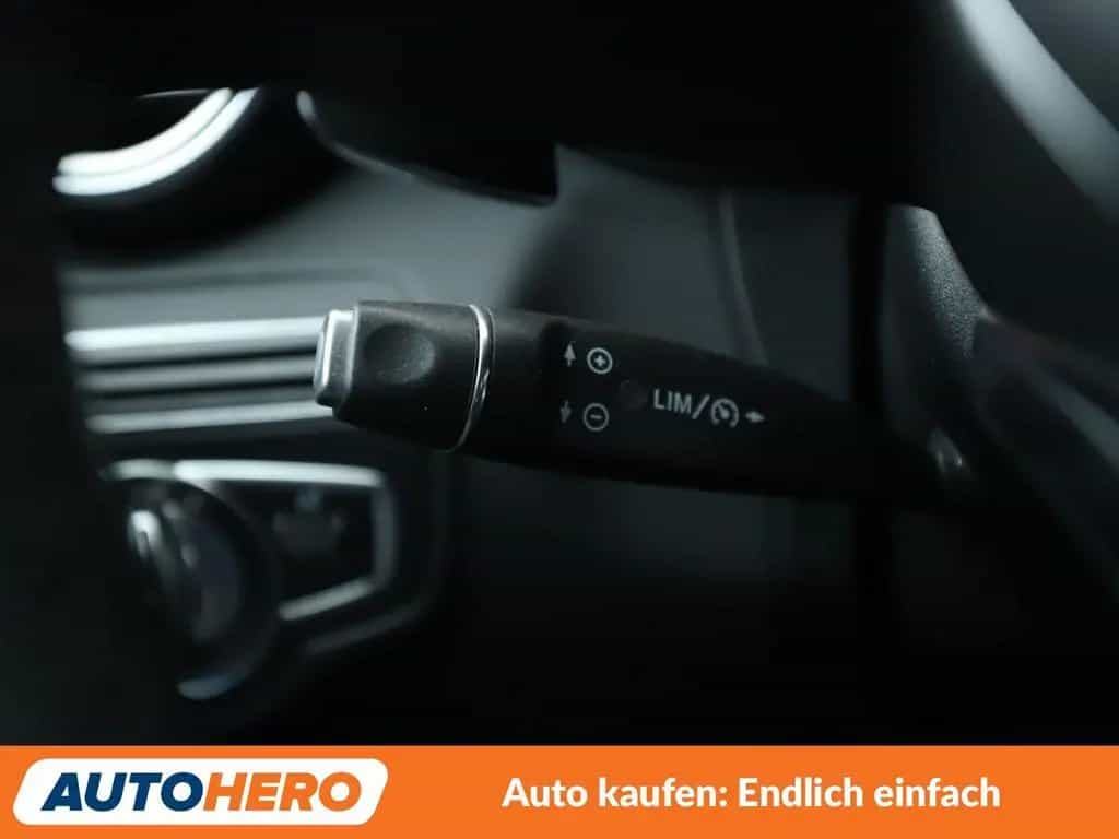 Mercedes-Benz GLC 250 GLC-Klasse GLC 250 4Matic AMG Line Aut.*NAVI*LED 04/2018-photo-27