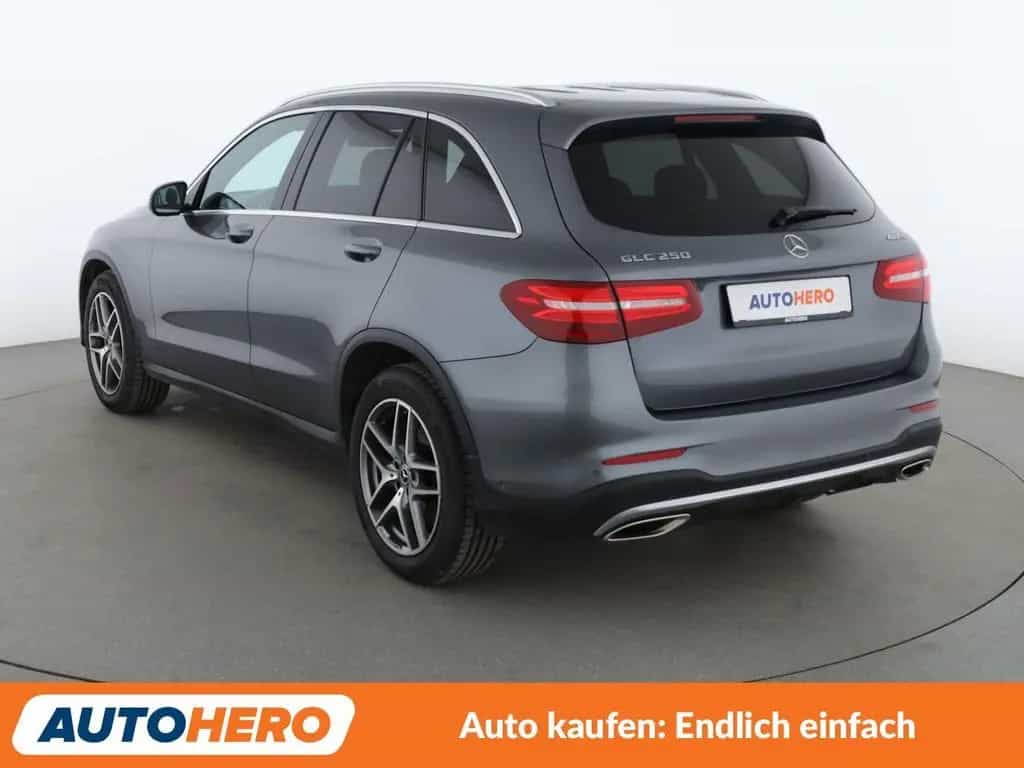 Mercedes-Benz GLC 250 GLC-Klasse GLC 250 4Matic AMG Line Aut.*NAVI*LED 04/2018-photo-3