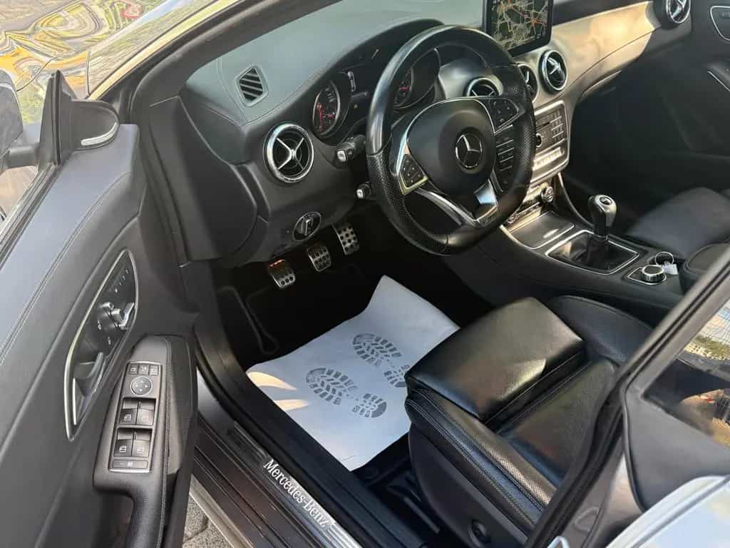 Mercedes-Benz CLA 200 CLA 200*AMG*-SPORT-PAKET*LEDER*NAVI*LED* 05/2017-photo-19