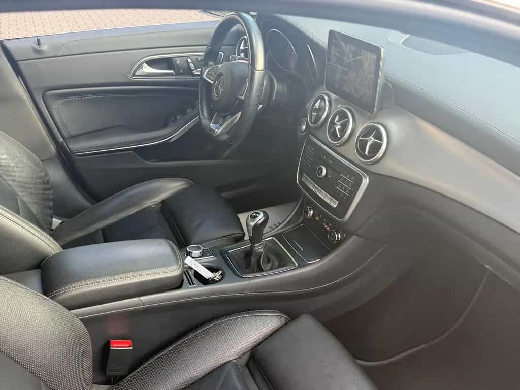 Mercedes-Benz CLA 200 CLA 200*AMG*-SPORT-PAKET*LEDER*NAVI*LED* 05/2017-photo-36