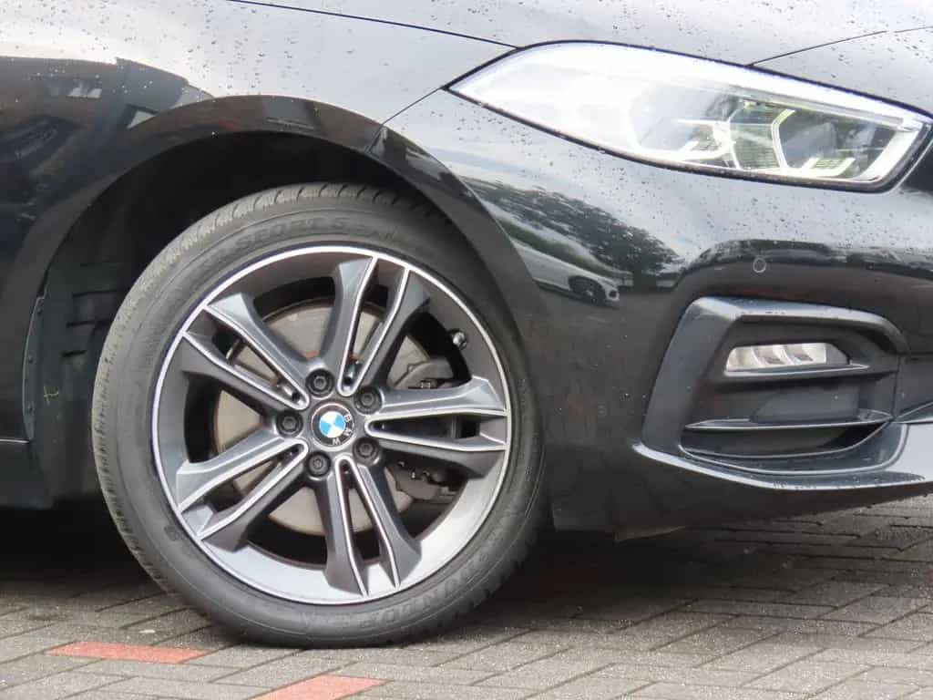 BMW 118 i Shadow-Line Leder Klimaauto. Navigation 03/2020-photo-1