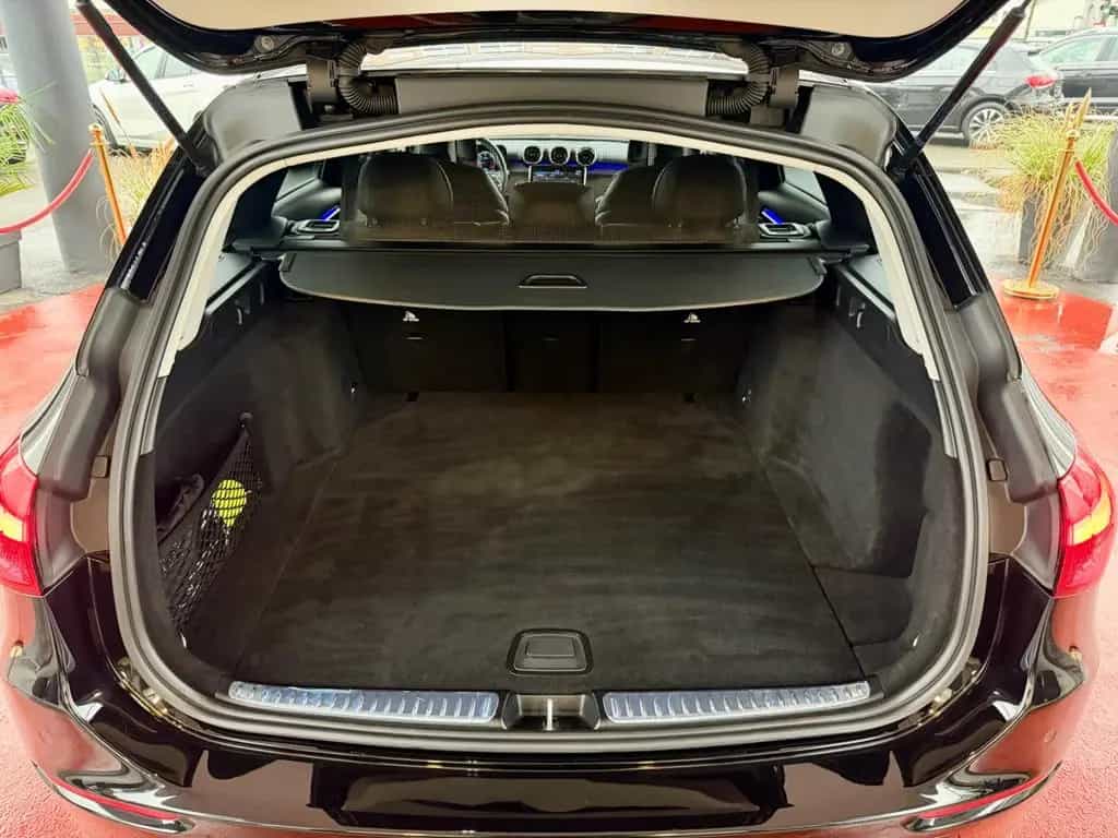 Mercedes-Benz C 220 Avantgarde 4Matic Business Paket 1. Hand 12/2021-photo-5