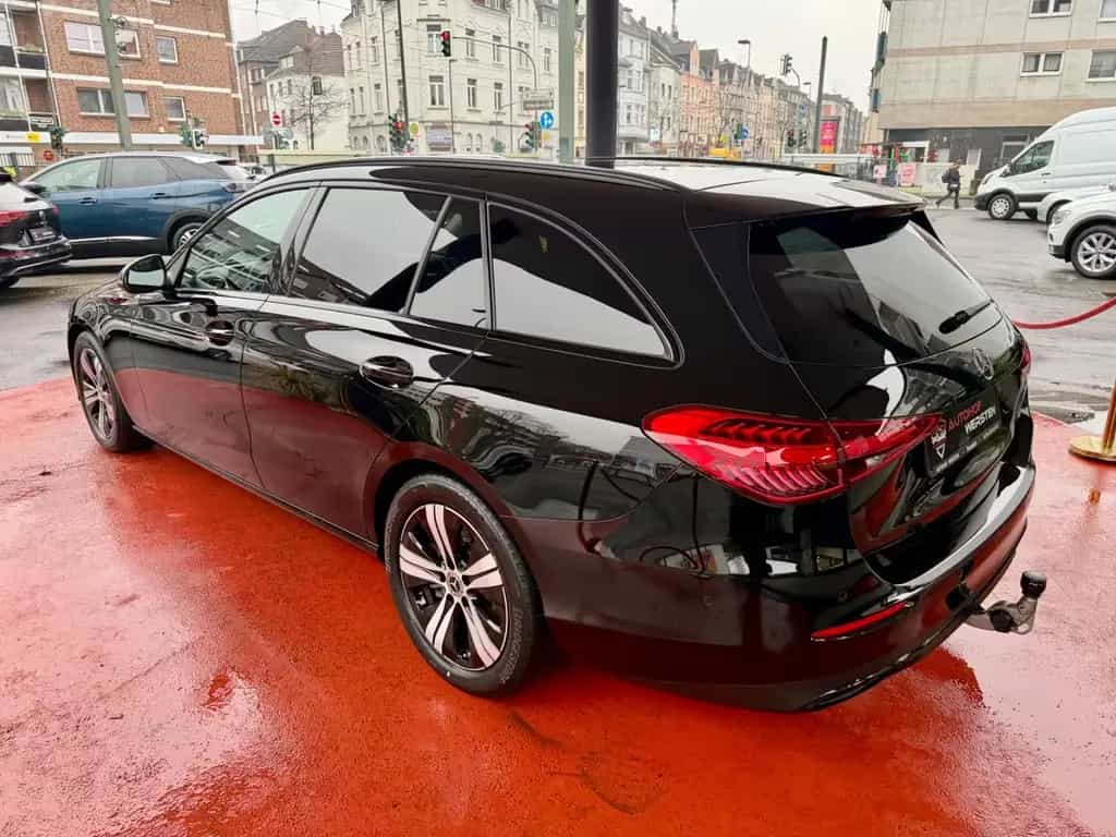 Mercedes-Benz C 220 Avantgarde 4Matic Business Paket 1. Hand 12/2021-photo-6