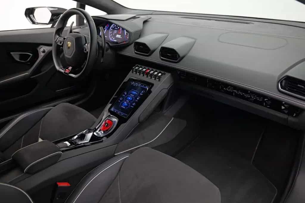 Lamborghini Huracán 5.2 V10 EVO |Lift|Carbon.Spoiler|Cruise| 09/2019-photo-2