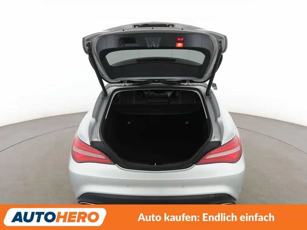 Mercedes-Benz CLA 220 Shooting Brake CLA-Klasse CLA 220 Shooting Brake 4Matic Urban 01/2017-photo-16