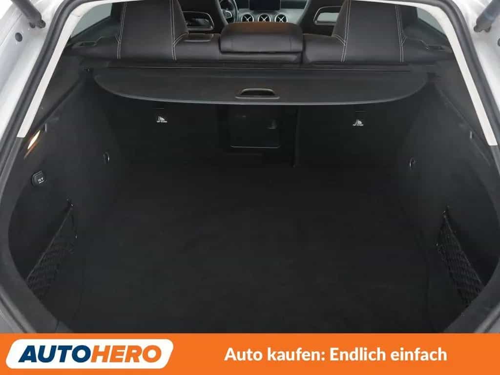 Mercedes-Benz CLA 220 Shooting Brake CLA-Klasse CLA 220 Shooting Brake 4Matic Urban 01/2017-photo-17