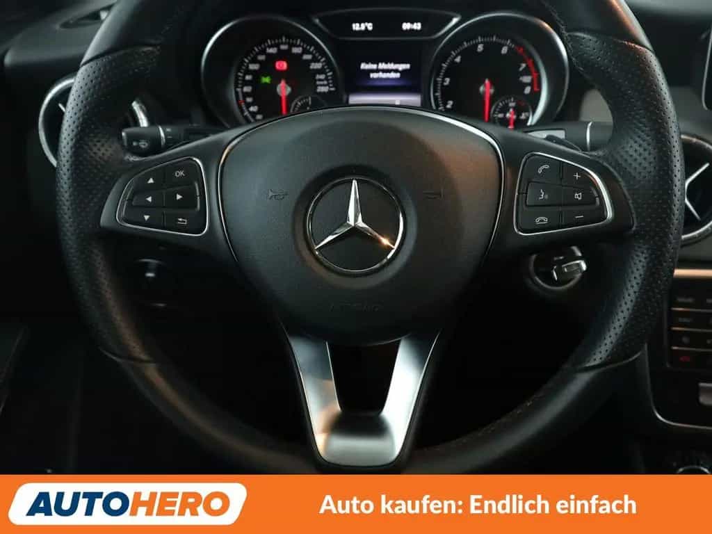 Mercedes-Benz CLA 220 Shooting Brake CLA-Klasse CLA 220 Shooting Brake 4Matic Urban 01/2017-photo-18
