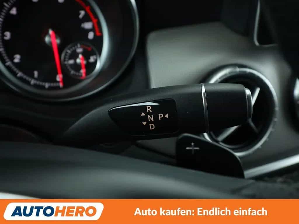 Mercedes-Benz CLA 220 Shooting Brake CLA-Klasse CLA 220 Shooting Brake 4Matic Urban 01/2017-photo-27