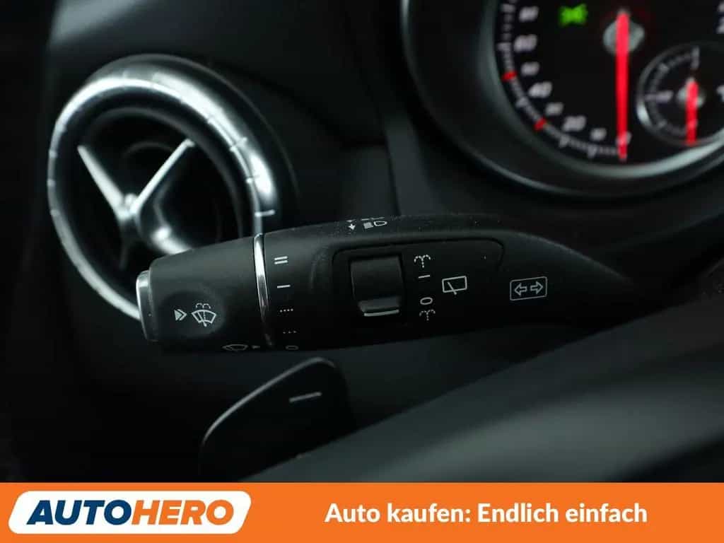 Mercedes-Benz CLA 220 Shooting Brake CLA-Klasse CLA 220 Shooting Brake 4Matic Urban 01/2017-photo-28