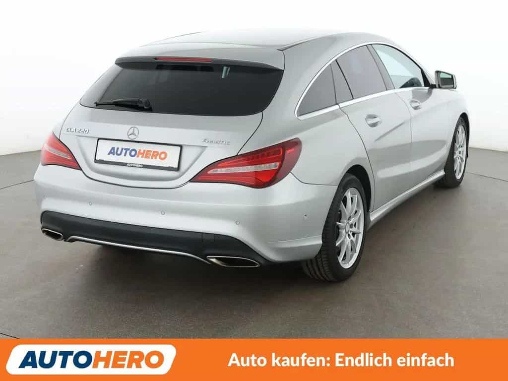 Mercedes-Benz CLA 220 Shooting Brake CLA-Klasse CLA 220 Shooting Brake 4Matic Urban 01/2017-photo-5