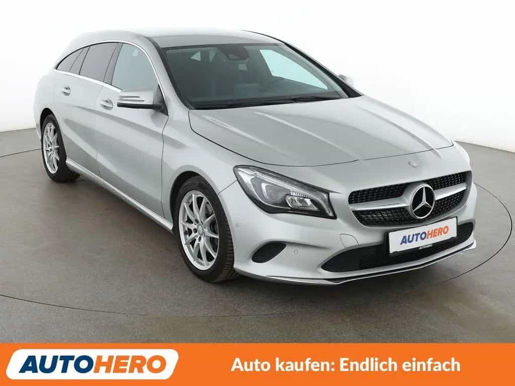 Mercedes-Benz CLA 220 Shooting Brake CLA-Klasse CLA 220 Shooting Brake 4Matic Urban 01/2017-photo-7