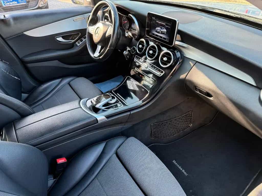 Mercedes-Benz C 180 CGI C-Klasse*EXCLUSIVE*AVANTGARDE*NAVI*PDC 05/2017-photo-21