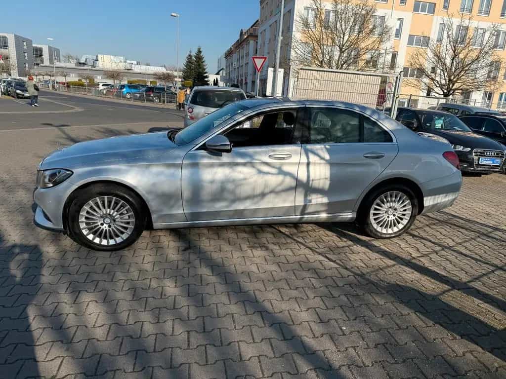 Mercedes-Benz C 180 CGI C-Klasse*EXCLUSIVE*AVANTGARDE*NAVI*PDC 05/2017-photo-3
