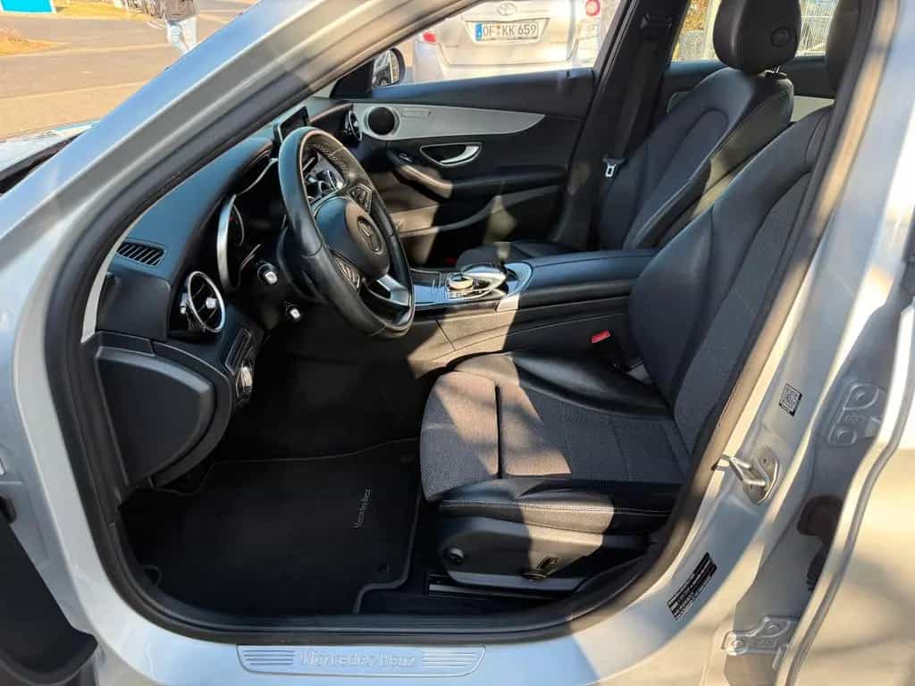 Mercedes-Benz C 180 CGI C-Klasse*EXCLUSIVE*AVANTGARDE*NAVI*PDC 05/2017-photo-46