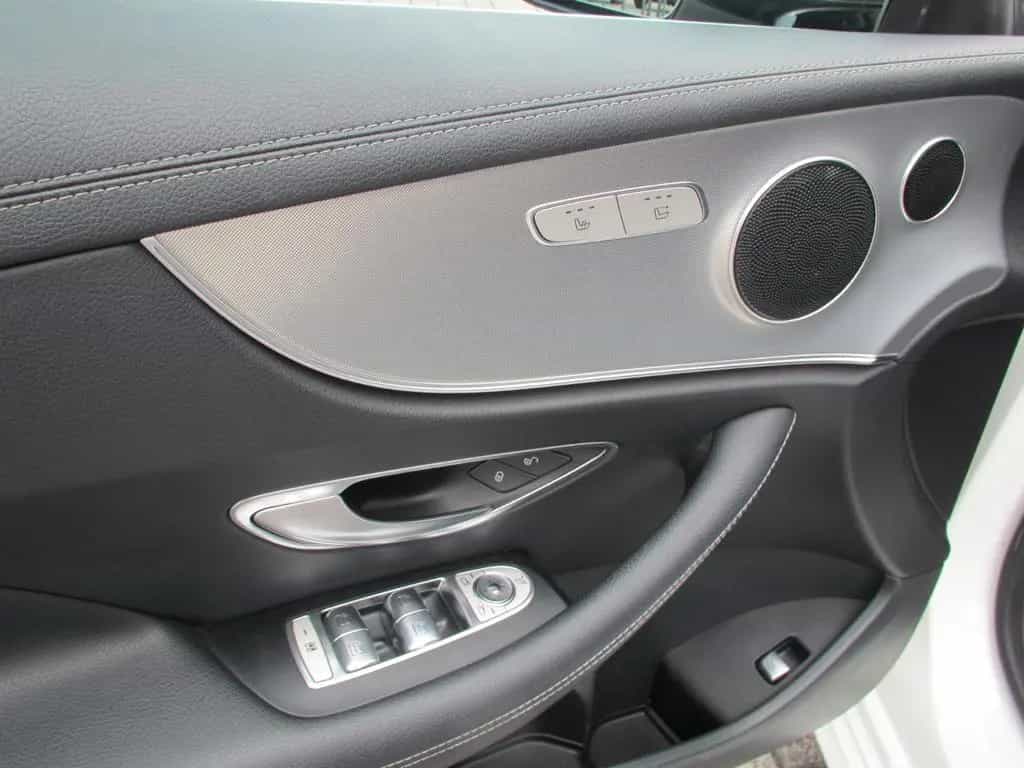 Mercedes-Benz E 200 Cabrio Klima LED PDC Leder Alu Navi AHK 03/2018-photo-18