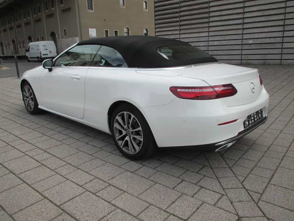 Mercedes-Benz E 200 Cabrio Klima LED PDC Leder Alu Navi AHK 03/2018-photo-3