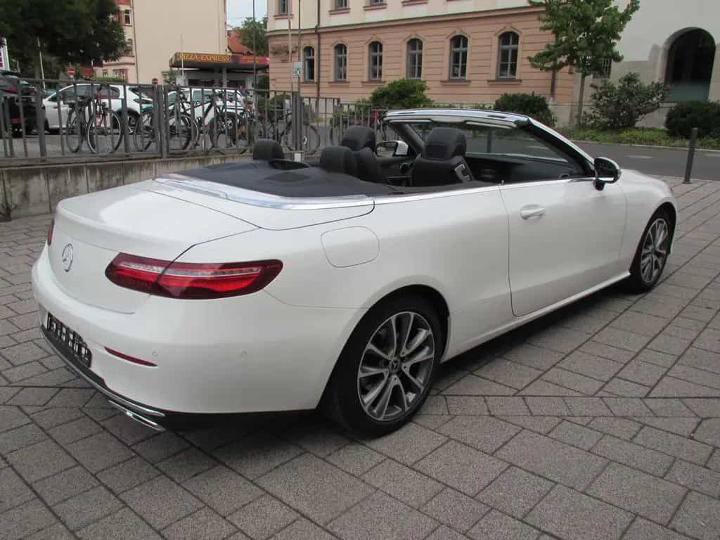 Mercedes-Benz E 200 Cabrio Klima LED PDC Leder Alu Navi AHK 03/2018-photo-7