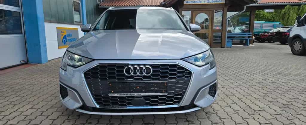 Audi A3 Sportback 30 TFSI advanced / Autom, AHK abneh 01/2021-photo-2