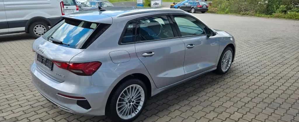 Audi A3 Sportback 30 TFSI advanced / Autom, AHK abneh 01/2021-photo-5