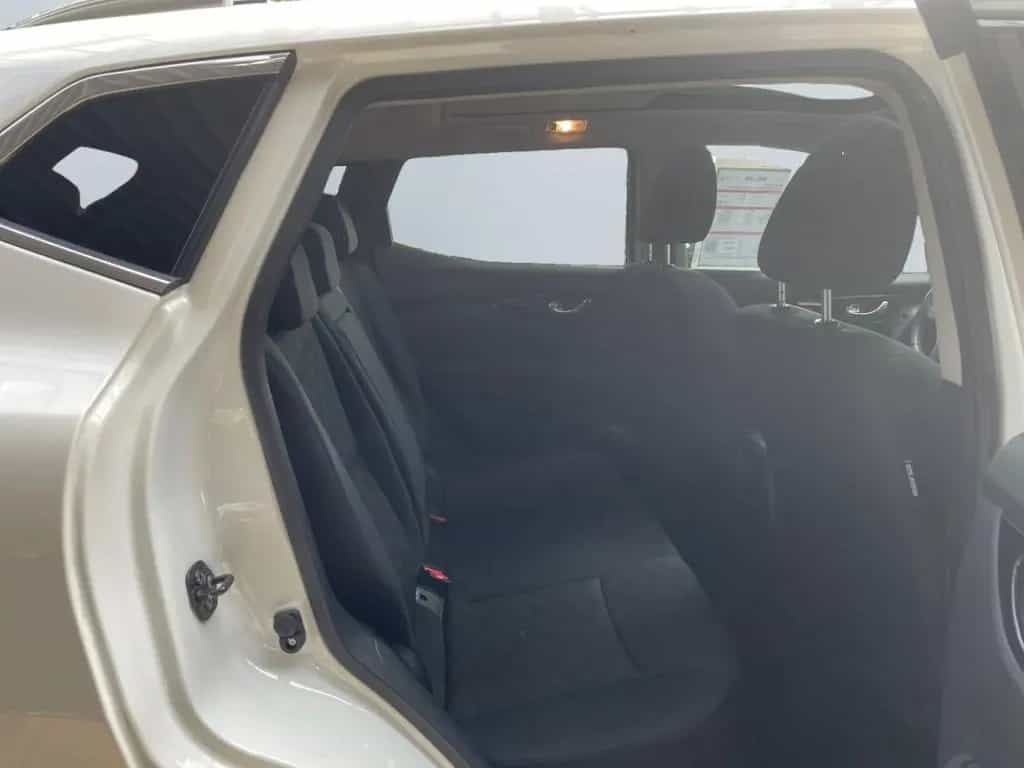 Nissan Qashqai 1.6 DIG-T N-Connecta *360°*Pano*SHZ*Navi 02/2017-photo-19