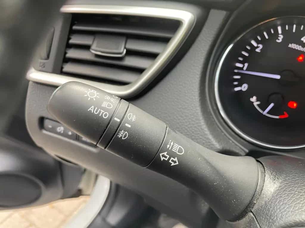 Nissan Qashqai 1.6 DIG-T N-Connecta *360°*Pano*SHZ*Navi 02/2017-photo-23