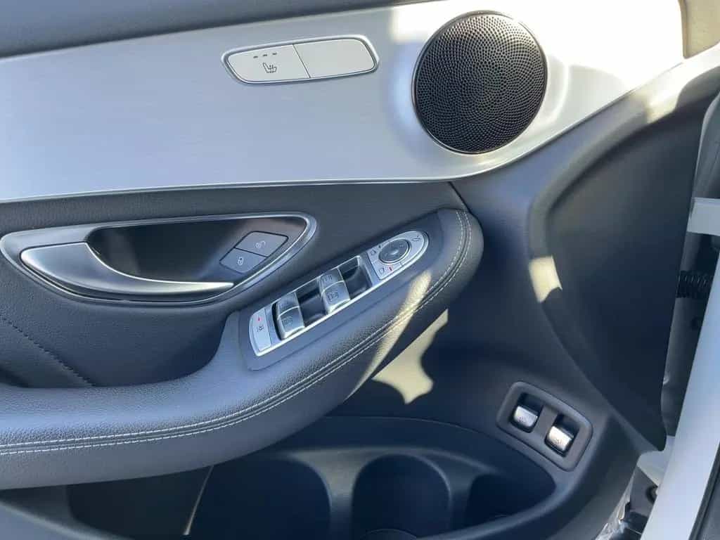 Mercedes-Benz GLC 220 d 4Matic AMG Line AHK,AUTOM.,LED,Navi,LM 01/2018-photo-14