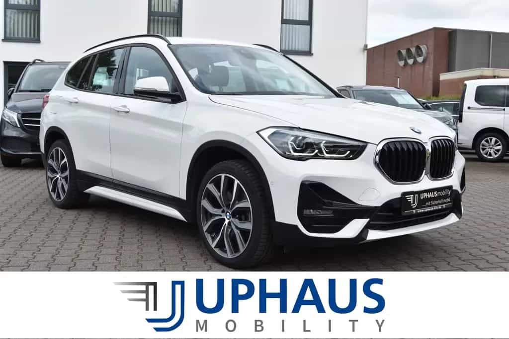 BMW X1 xDrive 20i Sportline  LED/Leder/RFK/NAVI/AHK 07/2020-photo-0