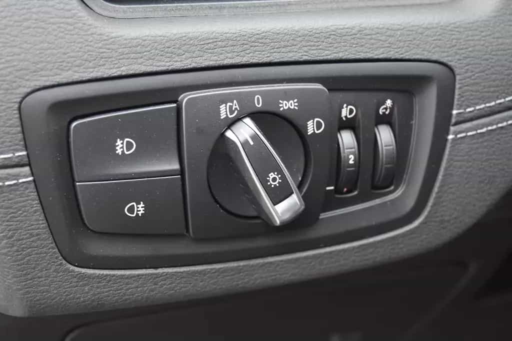 BMW X1 xDrive 20i Sportline  LED/Leder/RFK/NAVI/AHK 07/2020-photo-14