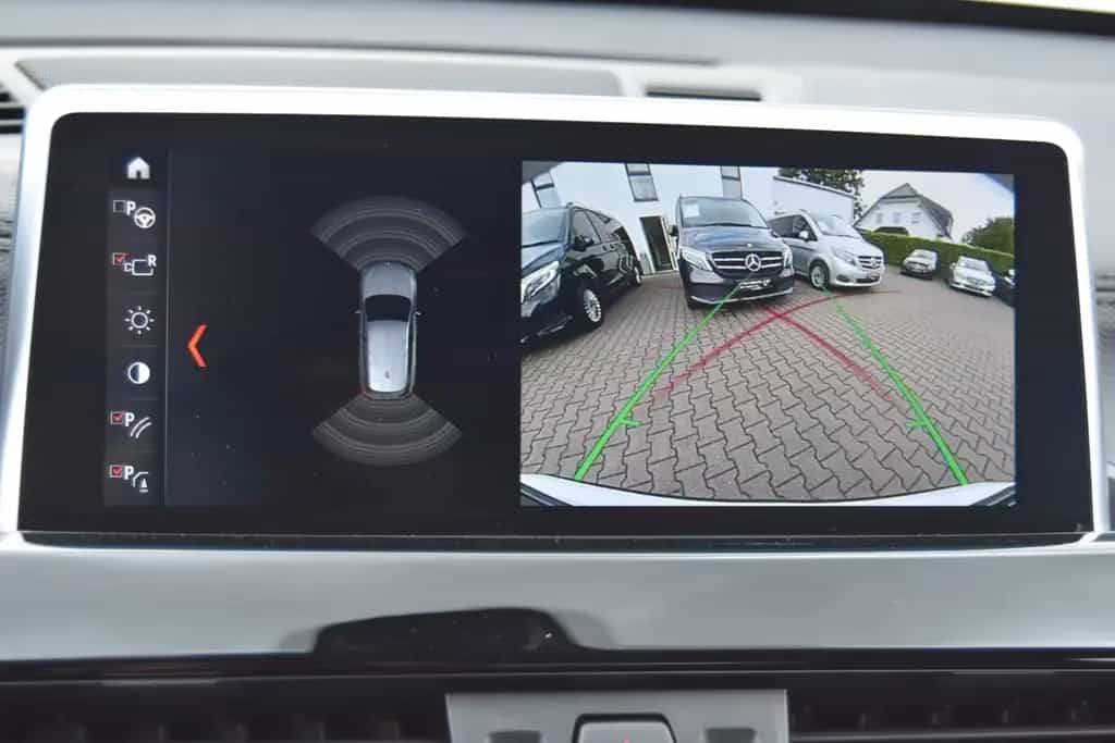 BMW X1 xDrive 20i Sportline  LED/Leder/RFK/NAVI/AHK 07/2020-photo-17