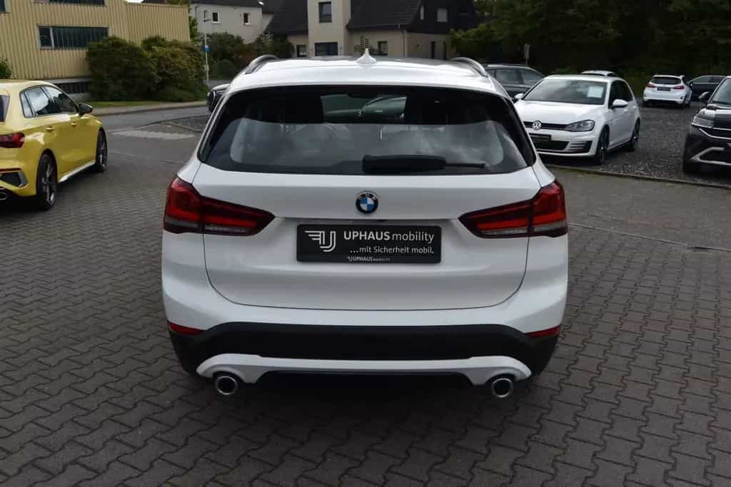 BMW X1 xDrive 20i Sportline  LED/Leder/RFK/NAVI/AHK 07/2020-photo-6
