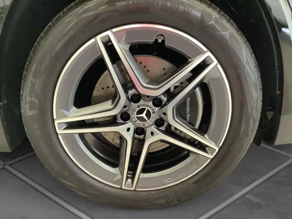 Mercedes-Benz GLA 200 AMG-STYLING+7G+19''AMG-FELGEN+AHK+KAMERA 06/2026-photo-4