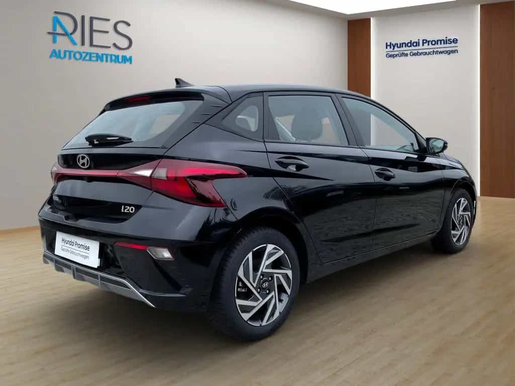 Hyundai i20 1.0 T-GDI Trend Navi*SHZ*Kam.*PDC*Virtual*LM 09/2025-photo-3