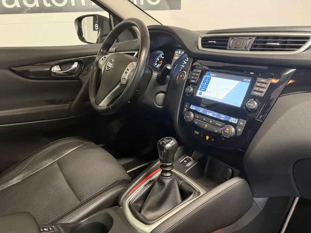 Nissan Qashqai Tekna *PANO*360°KAMERA* 03/2017-photo-11