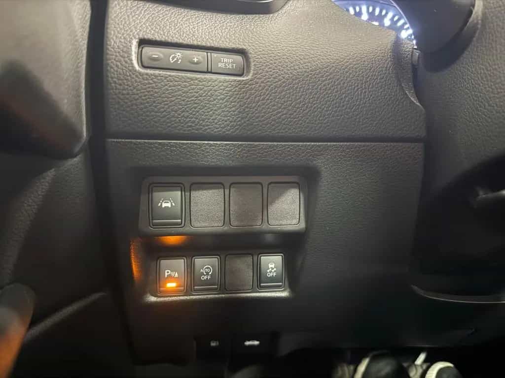 Nissan Qashqai Tekna *PANO*360°KAMERA* 03/2017-photo-21