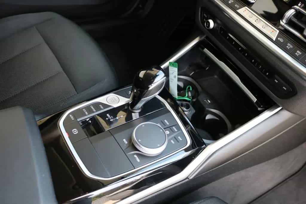 BMW 320 d Touring*Advantage*Automatik*AHK* 11/2021-photo-11