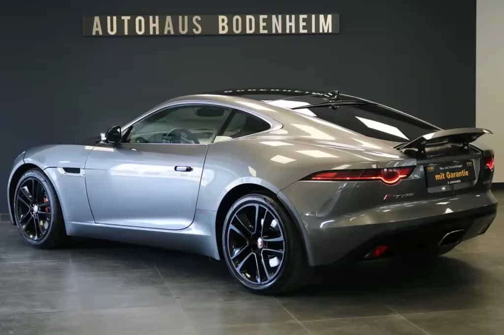 Jaguar F-Type Coupe P300 Automatik/PANO/KAMER/MERIDIAN 05/2018-photo-12