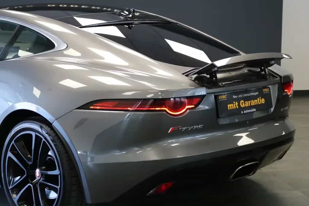 Jaguar F-Type Coupe P300 Automatik/PANO/KAMER/MERIDIAN 05/2018-photo-13