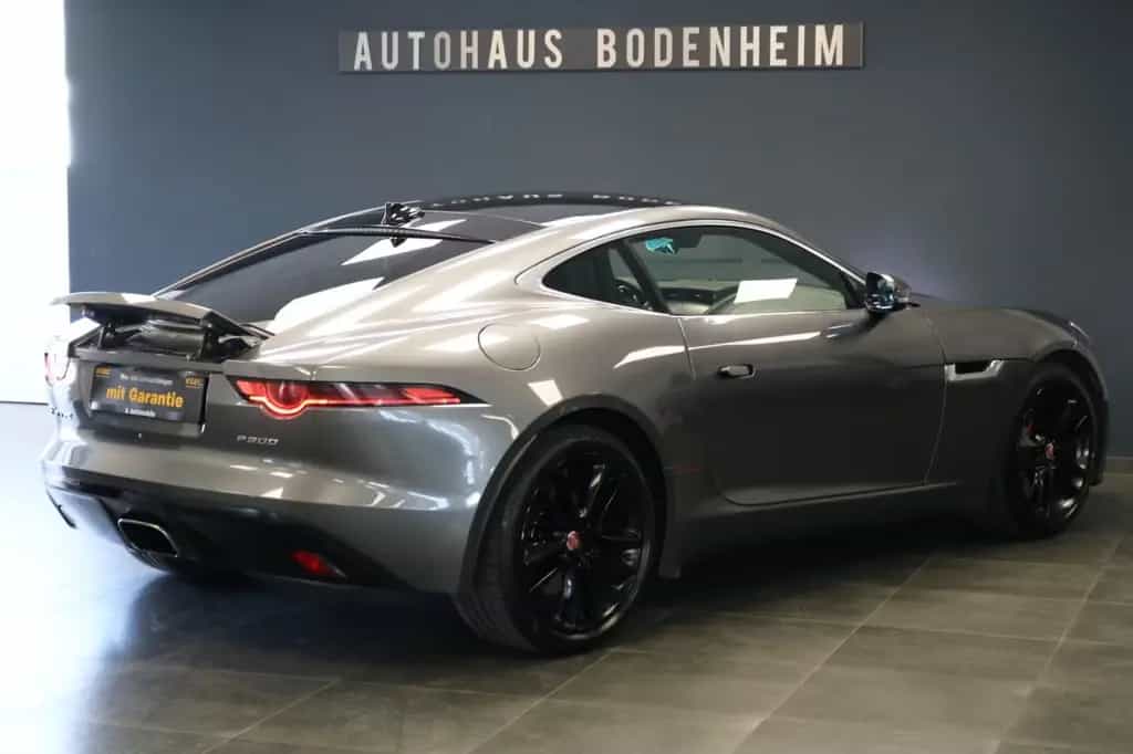 Jaguar F-Type Coupe P300 Automatik/PANO/KAMER/MERIDIAN 05/2018-photo-14