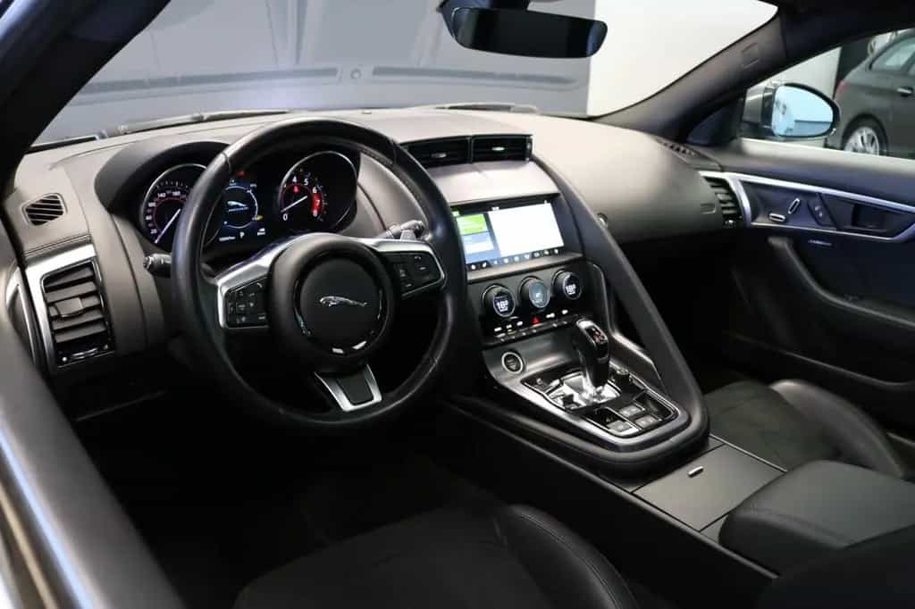 Jaguar F-Type Coupe P300 Automatik/PANO/KAMER/MERIDIAN 05/2018-photo-18